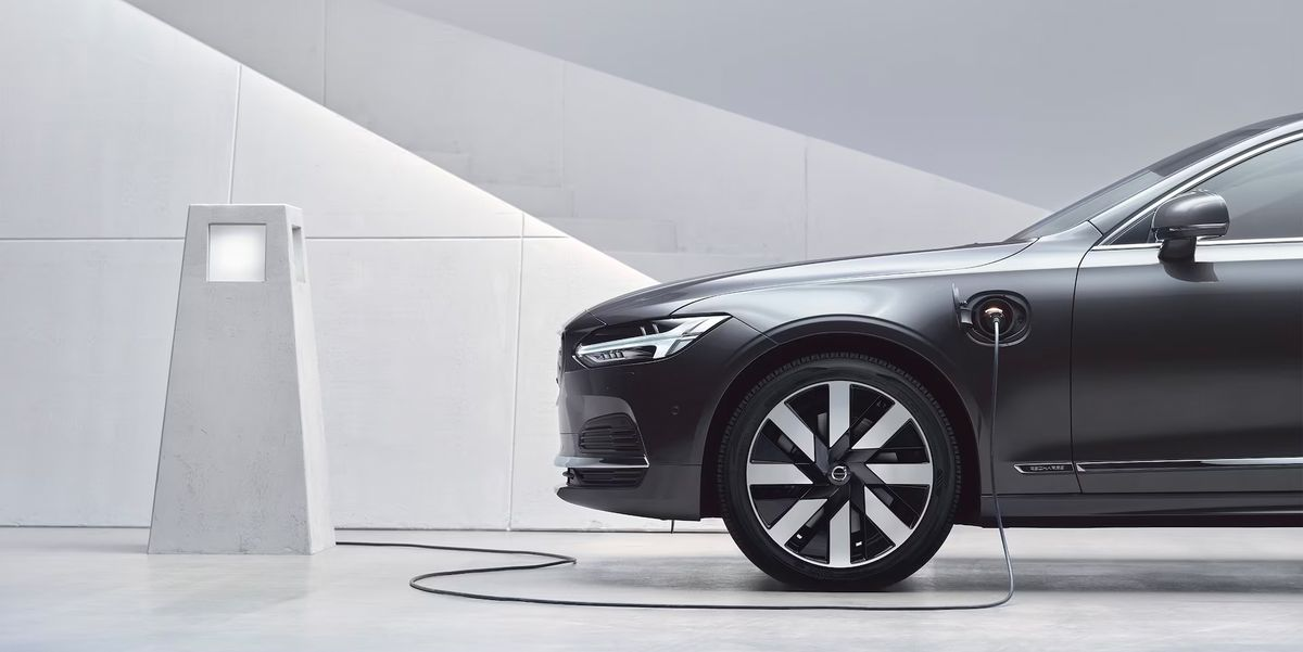 2026 Volvo ES90